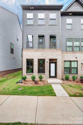 6019 Fonsac Lane Charlotte NC 28217