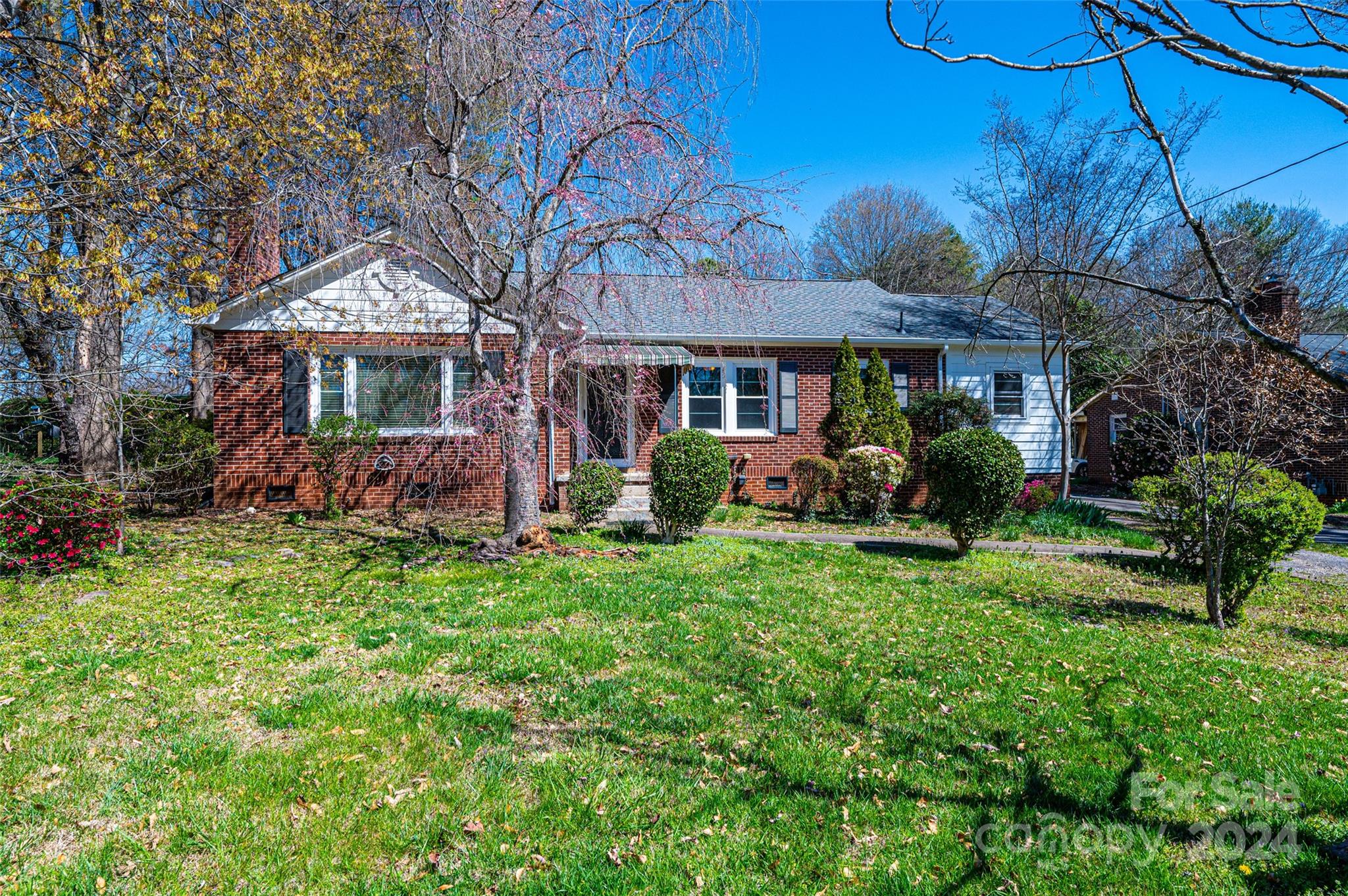 583 12th Avenue NE Hickory NC 28601