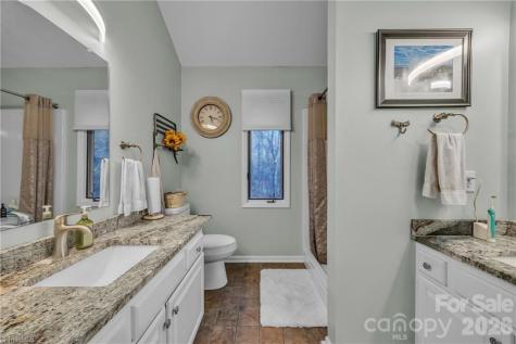 139 Alpine Drive Wilkesboro NC 28697