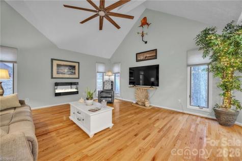 139 Alpine Drive Wilkesboro NC 28697