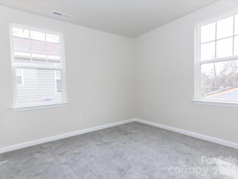 540 Broadway Court Statesville NC 28677