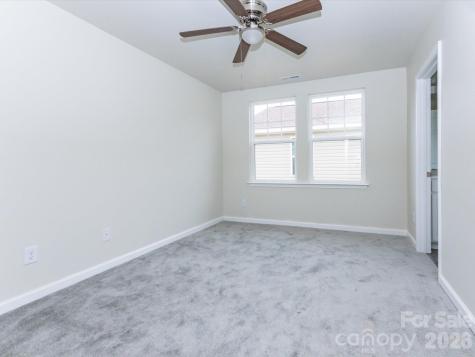 540 Broadway Court Statesville NC 28677