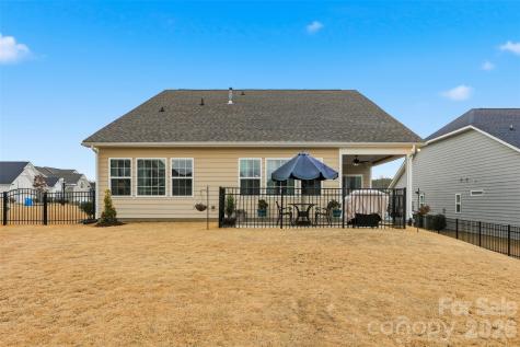 1157 Overlake Drive Belmont NC 28012
