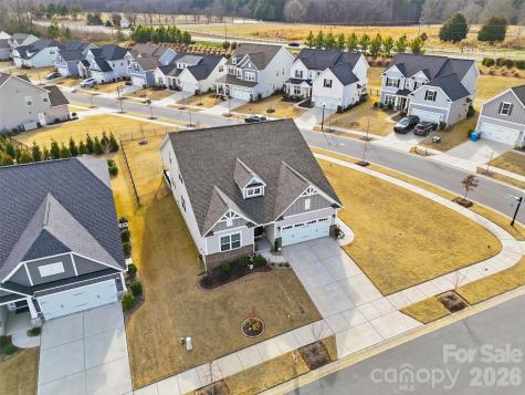 1157 Overlake Drive Belmont NC 28012