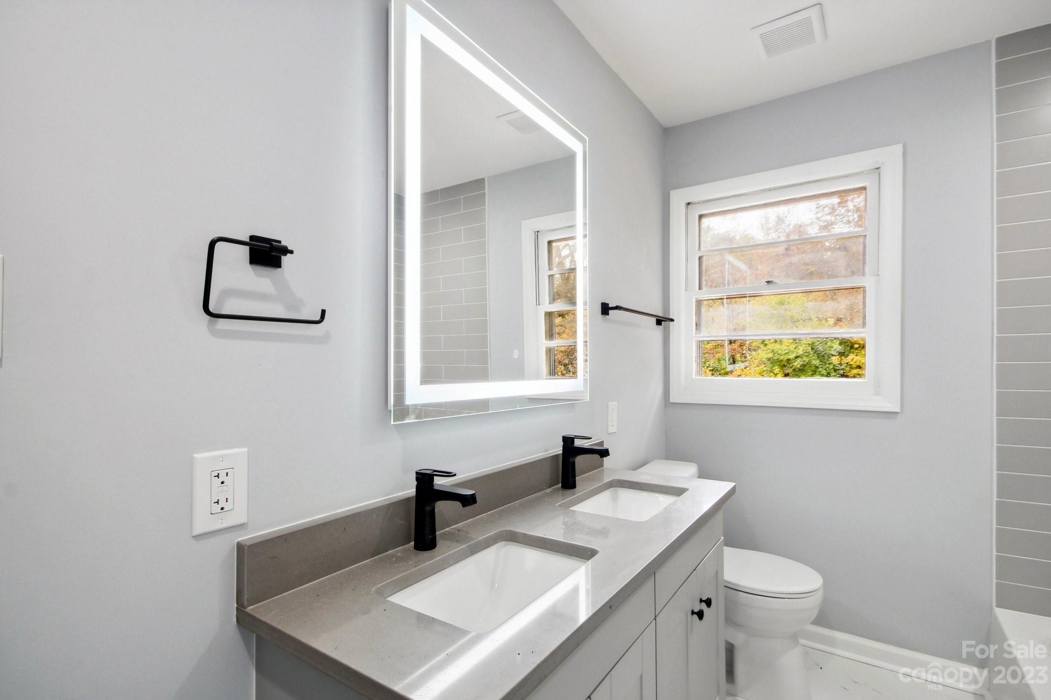 4231 Acorn Street Charlotte NC 28205