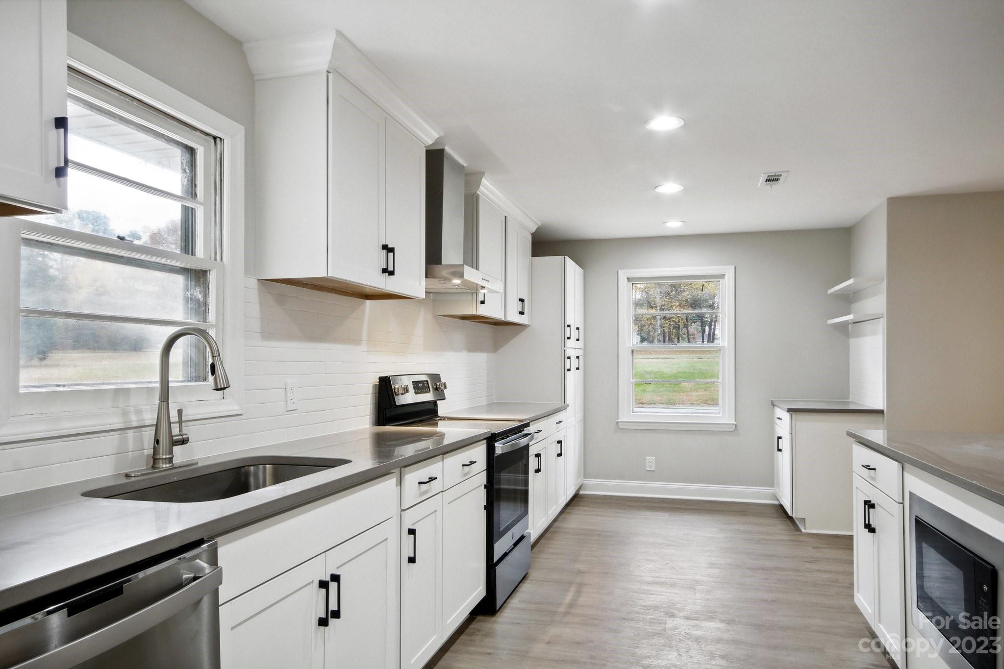 4231 Acorn Street Charlotte NC 28205
