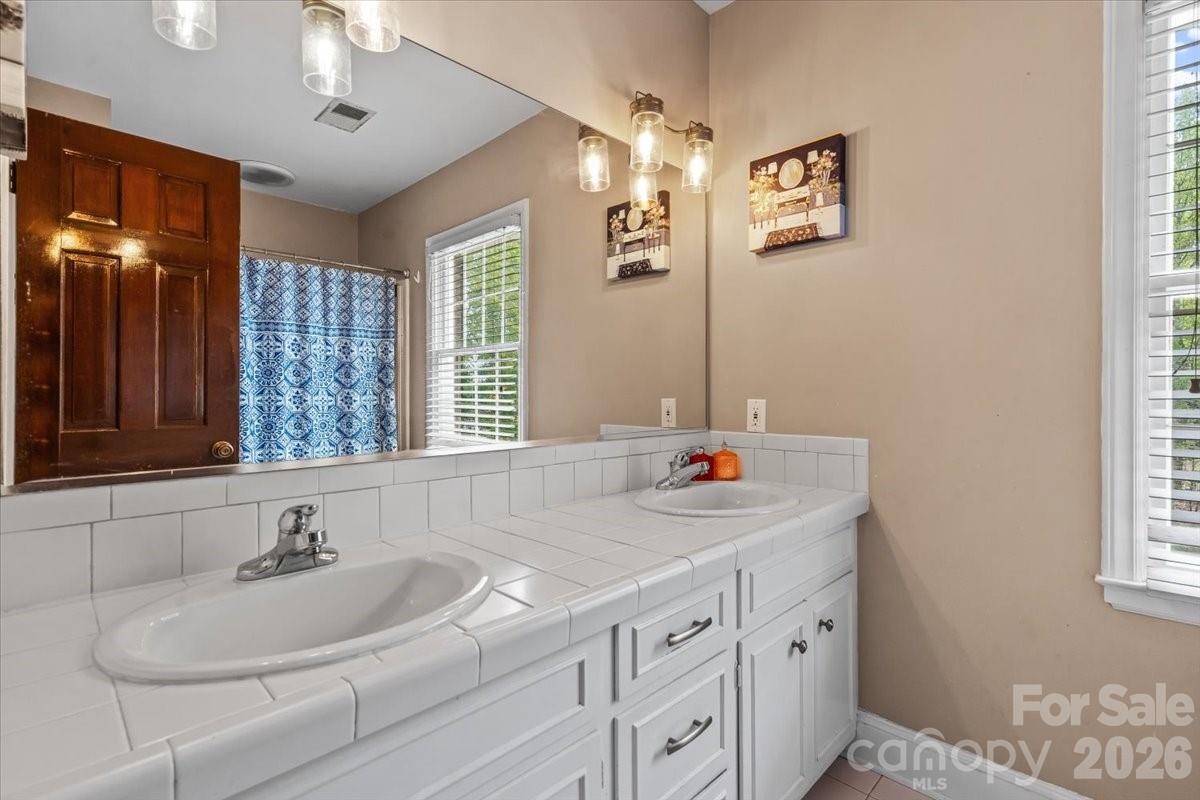 113 Woodstream Circle Mooresville NC 28117