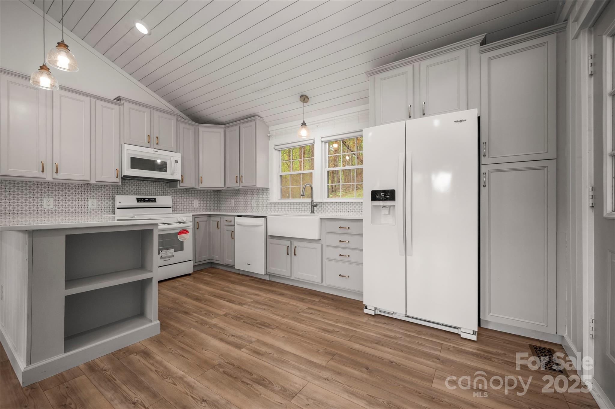 33 Valhalla Drive Tryon NC 28782