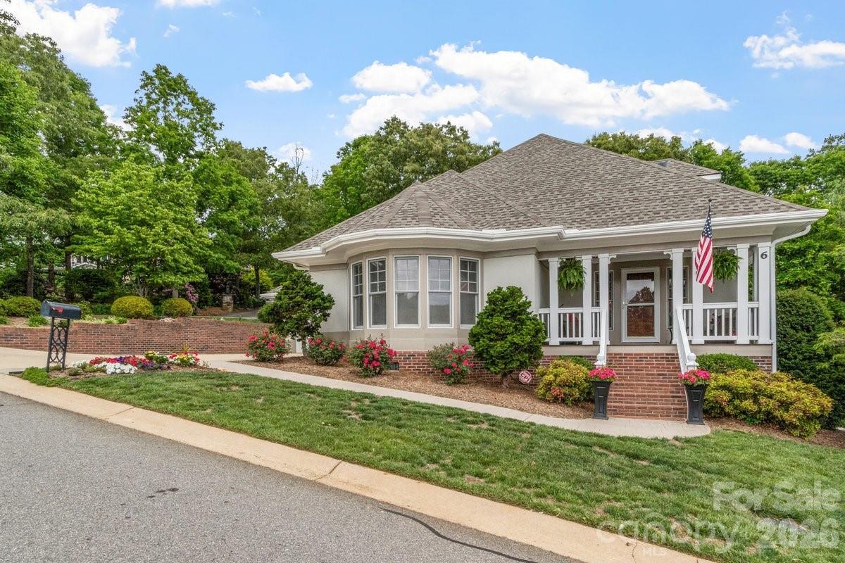 6 Creekside Way Asheville NC 28804