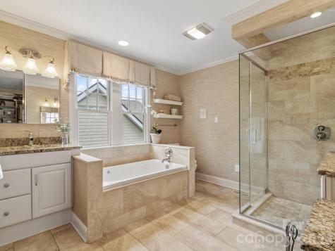 6 Creekside Way Asheville NC 28804