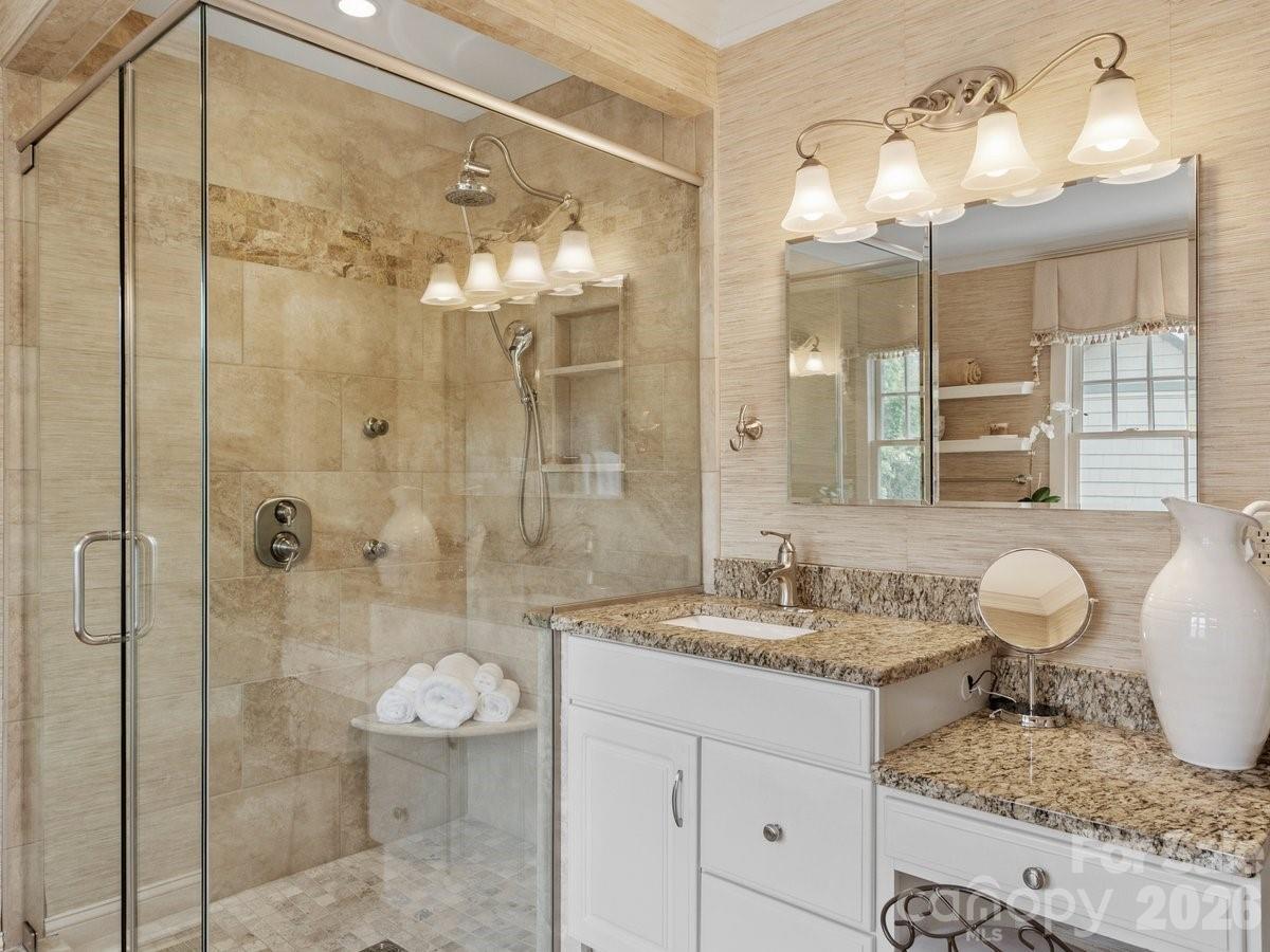 6 Creekside Way Asheville NC 28804