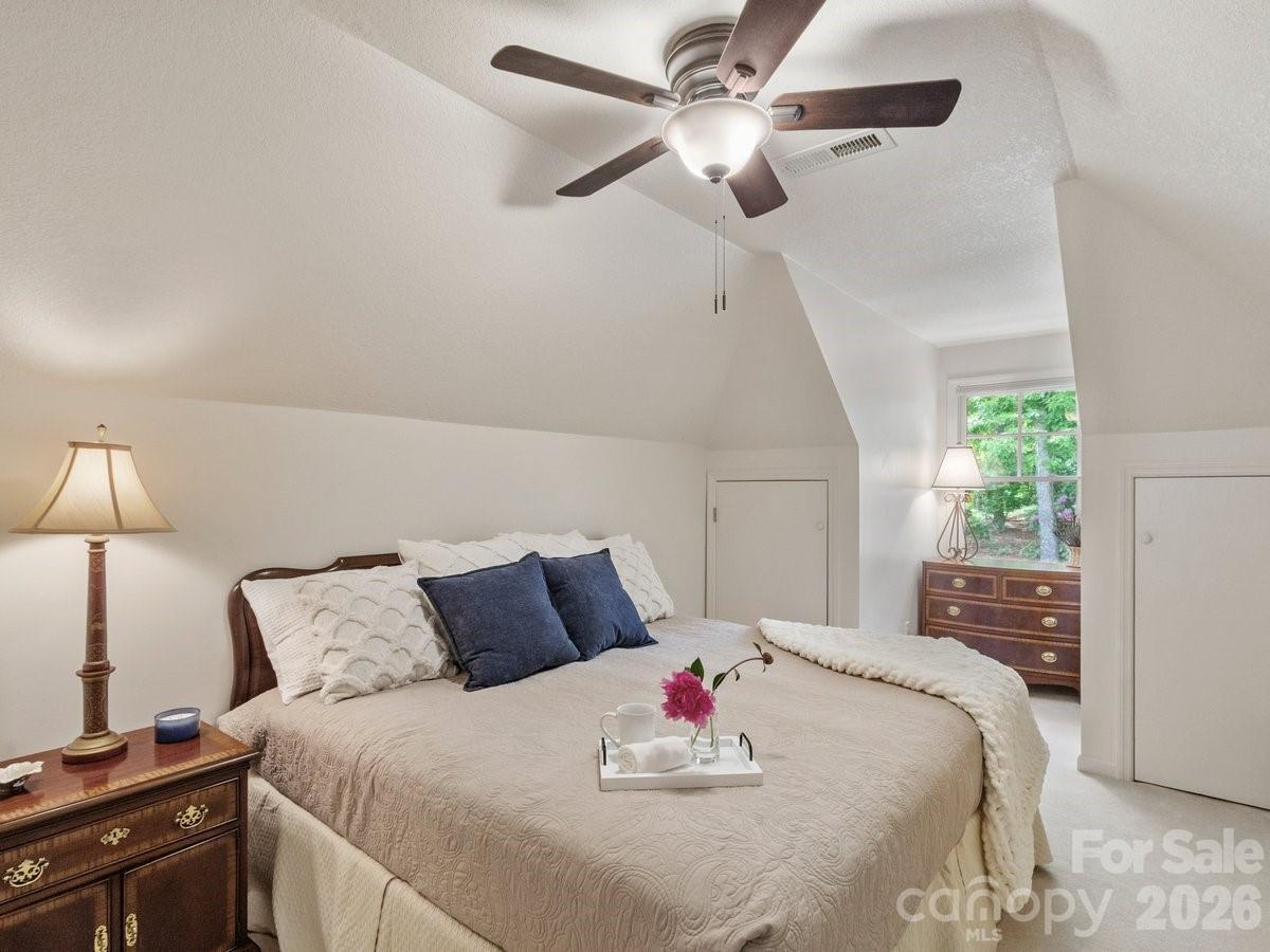 6 Creekside Way Asheville NC 28804