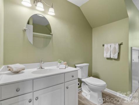 6 Creekside Way Asheville NC 28804