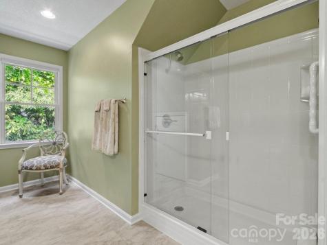 6 Creekside Way Asheville NC 28804