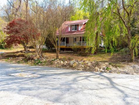 306 Southside Drive Chimney Rock NC 28720