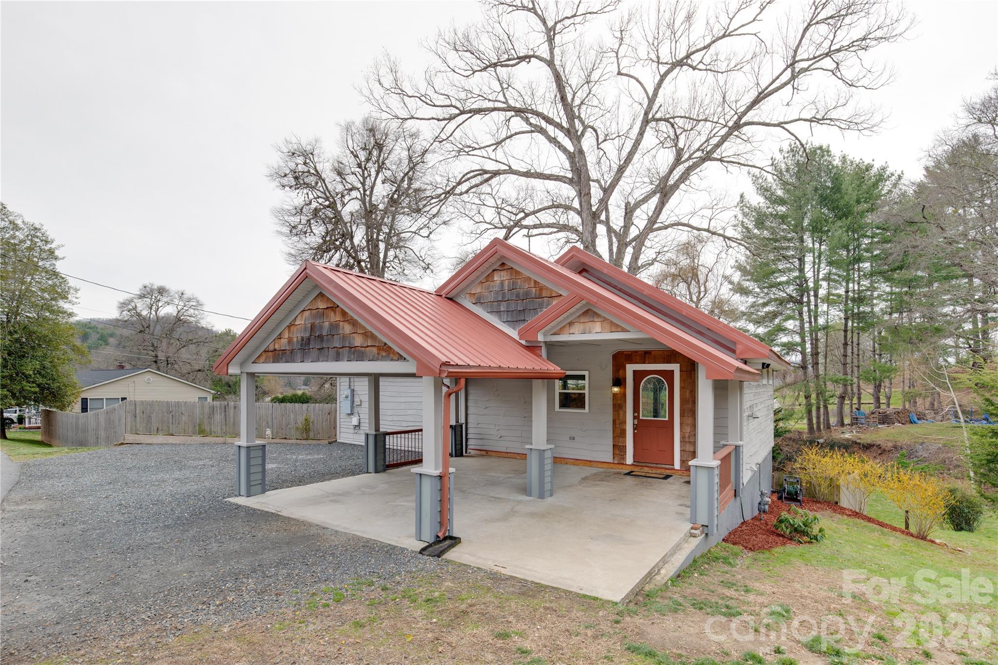 107 Shepard Way Burnsville NC 28714