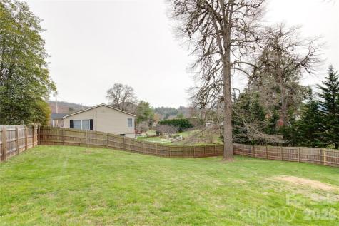 107 Shepard Way Burnsville NC 28714