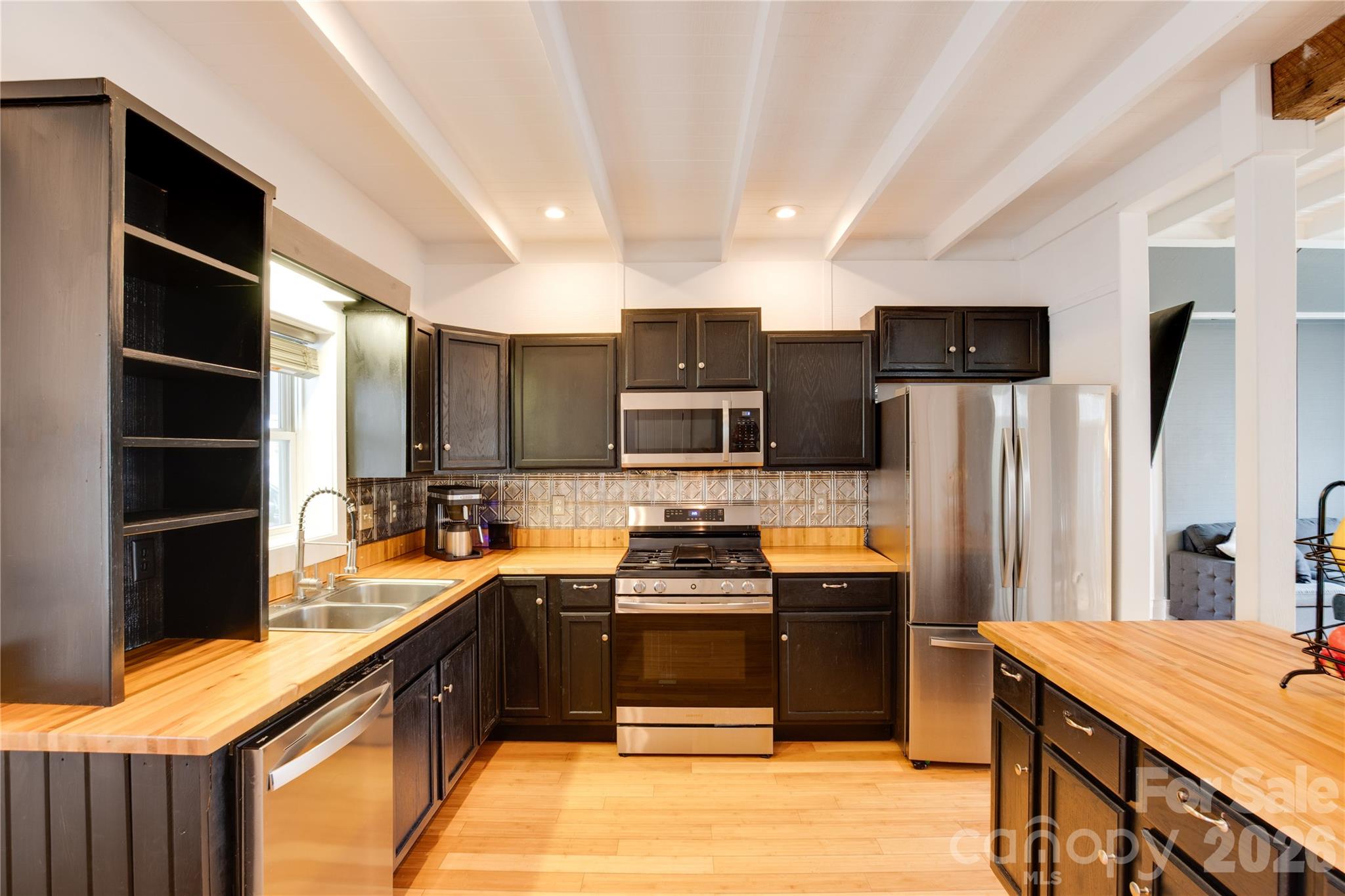 107 Shepard Way Burnsville NC 28714