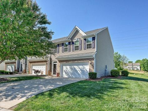 7142 Mariners Village Drive Denver NC 28037