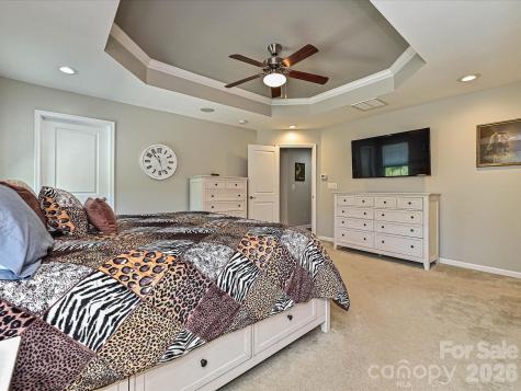 7142 Mariners Village Drive Denver NC 28037