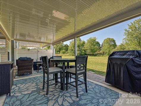7142 Mariners Village Drive Denver NC 28037