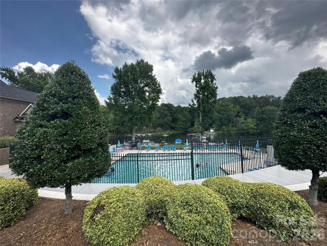 7142 Mariners Village Drive Denver NC 28037