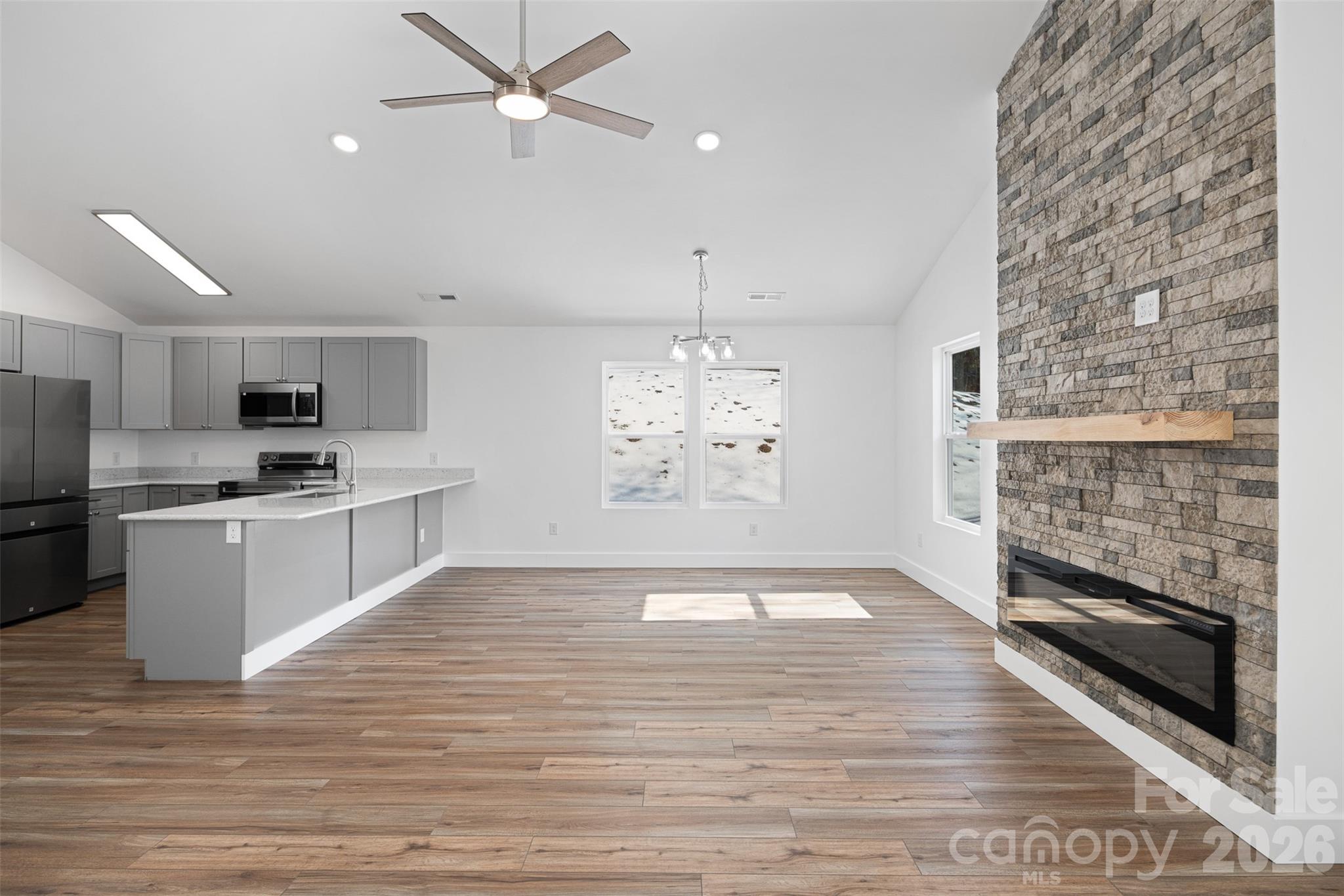 114 Woodpecker Road Purlear NC 28665