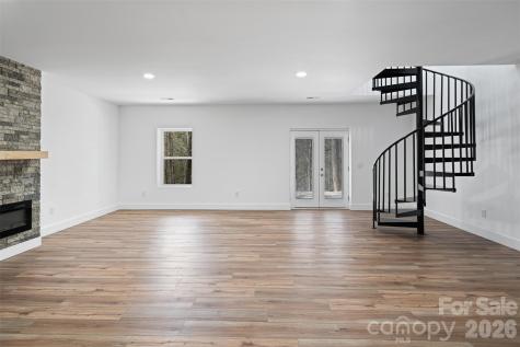 114 Woodpecker Road Purlear NC 28665
