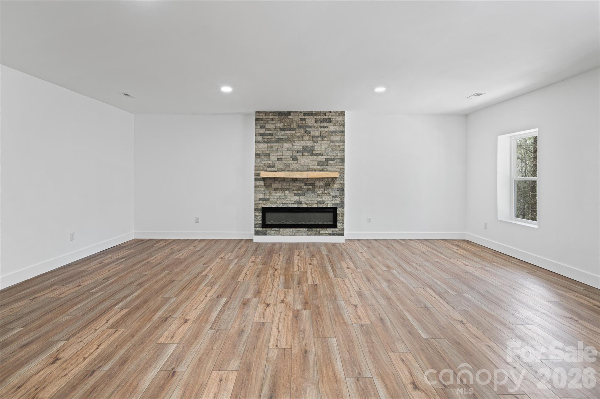 114 Woodpecker Road Purlear NC 28665