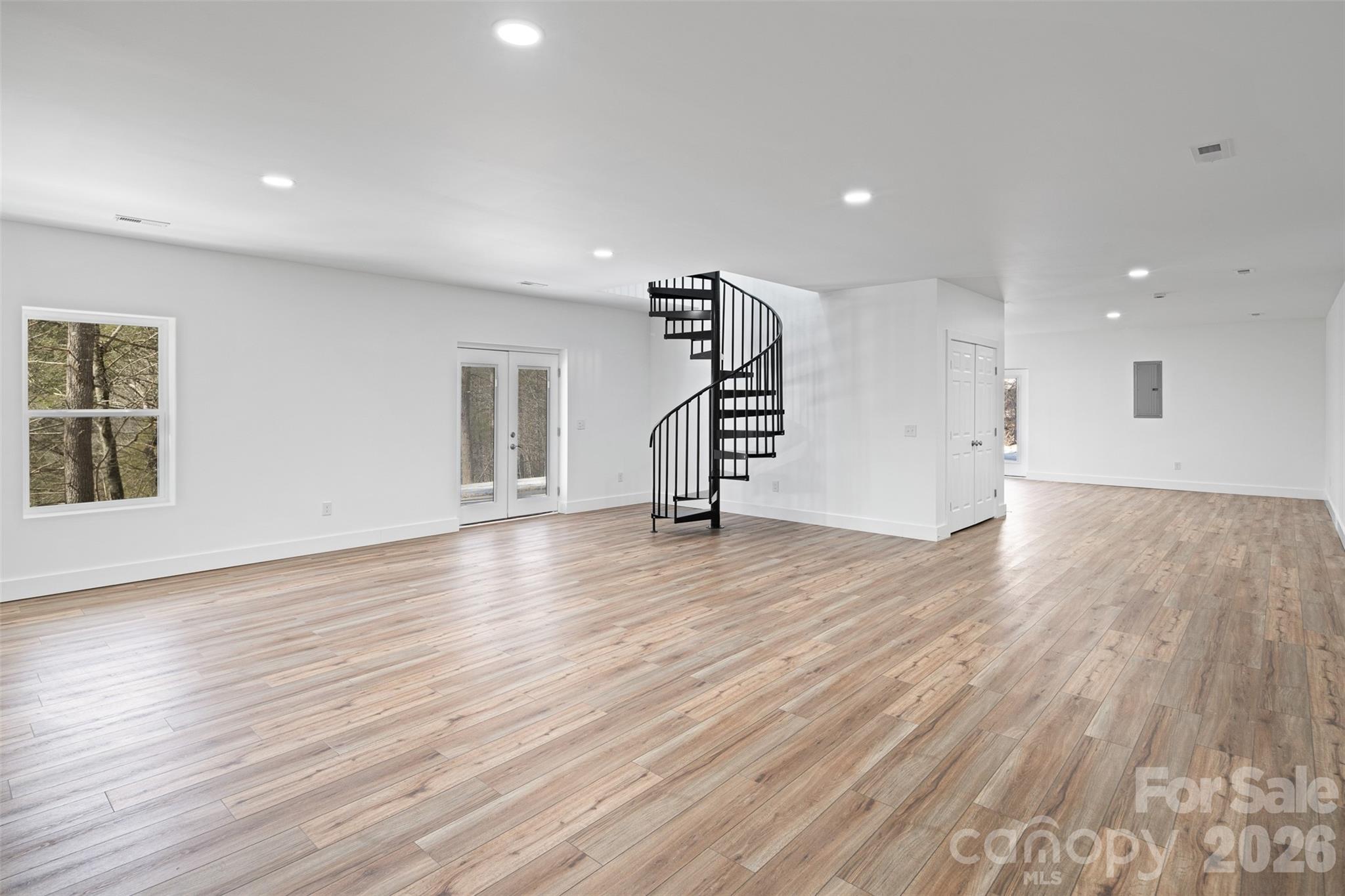 114 Woodpecker Road Purlear NC 28665
