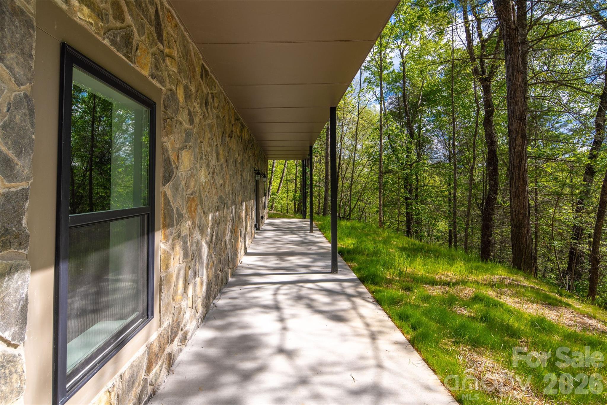 114 Woodpecker Road Purlear NC 28665