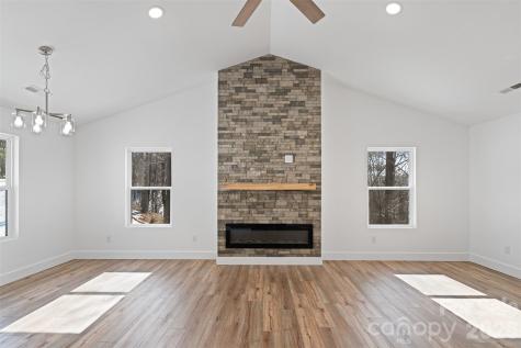 114 Woodpecker Road Purlear NC 28665