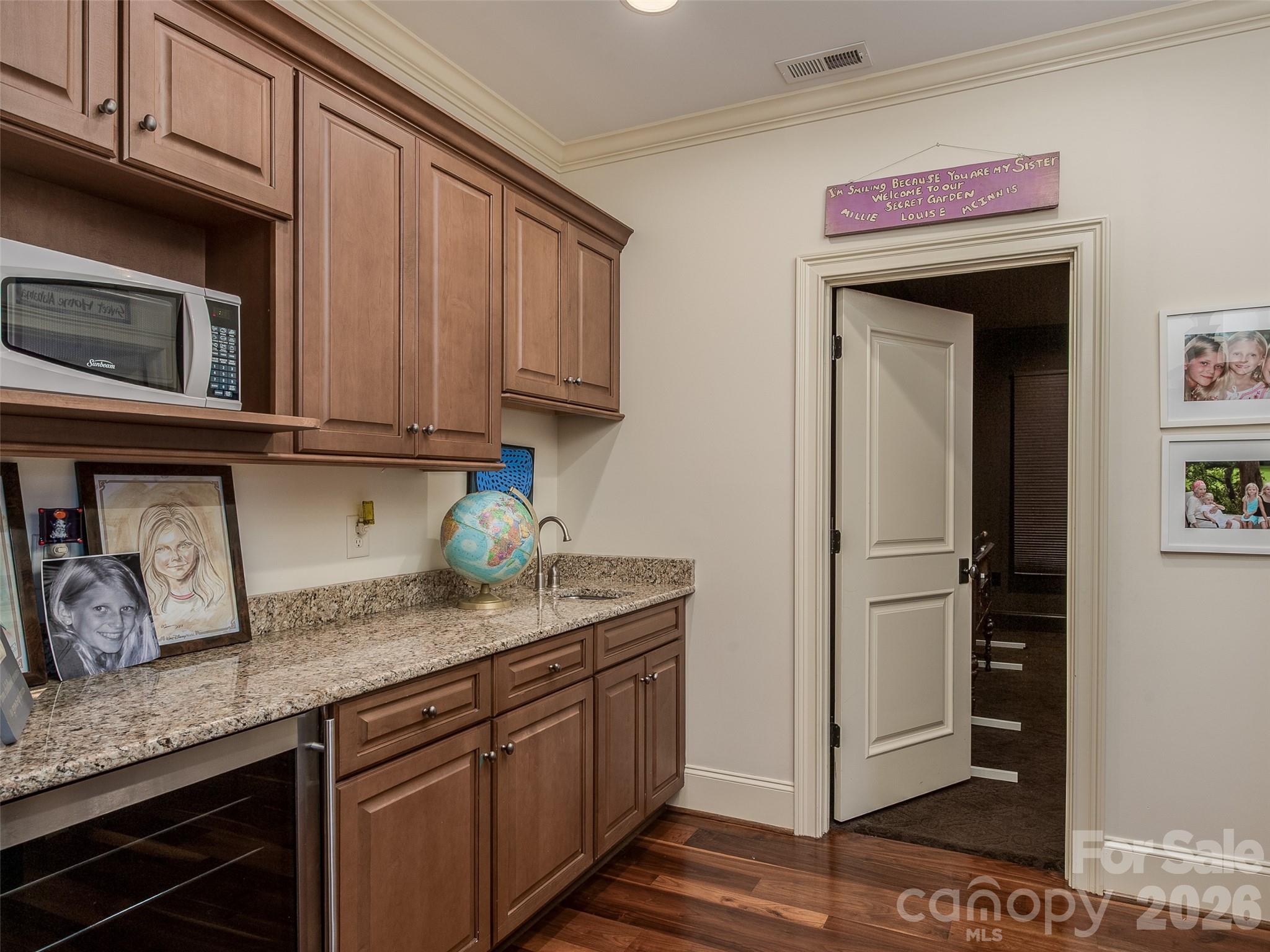 2508 Maybank Drive Charlotte NC 28211