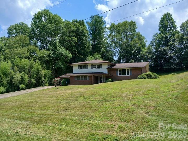 8417 Rolling Hills Avenue Hickory NC 28602