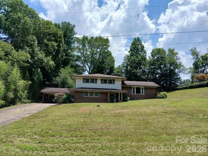8417 Rolling Hills Avenue Hickory NC 28602