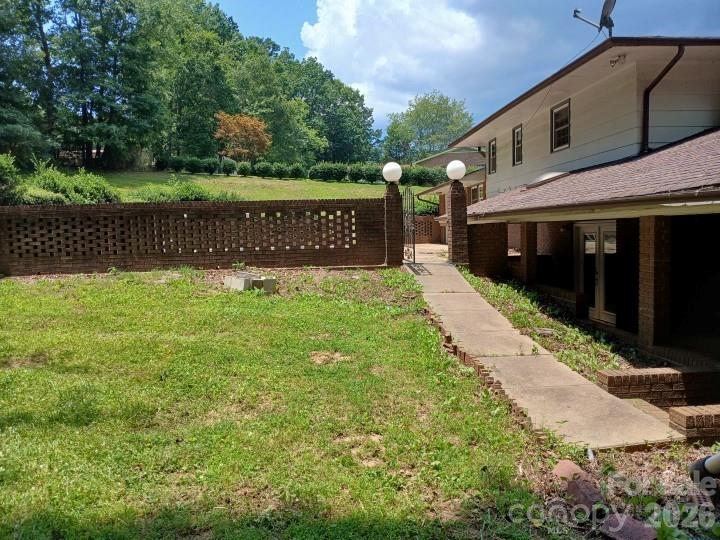 8417 Rolling Hills Avenue Hickory NC 28602