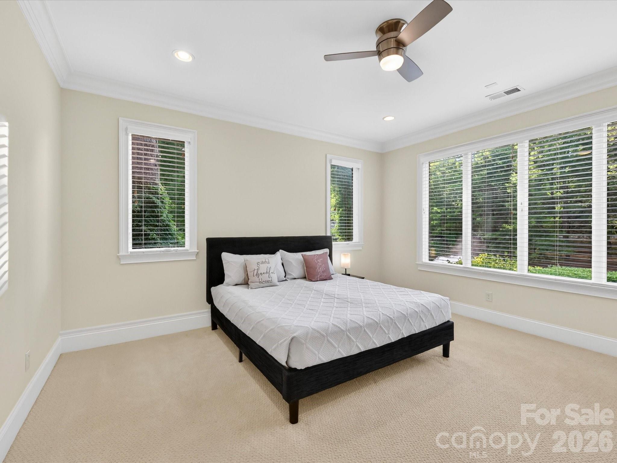 5915 Vidal Lane Charlotte NC 28226