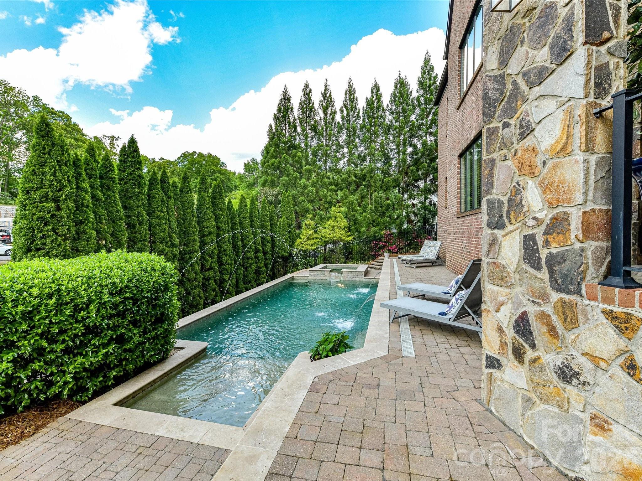 5915 Vidal Lane Charlotte NC 28226