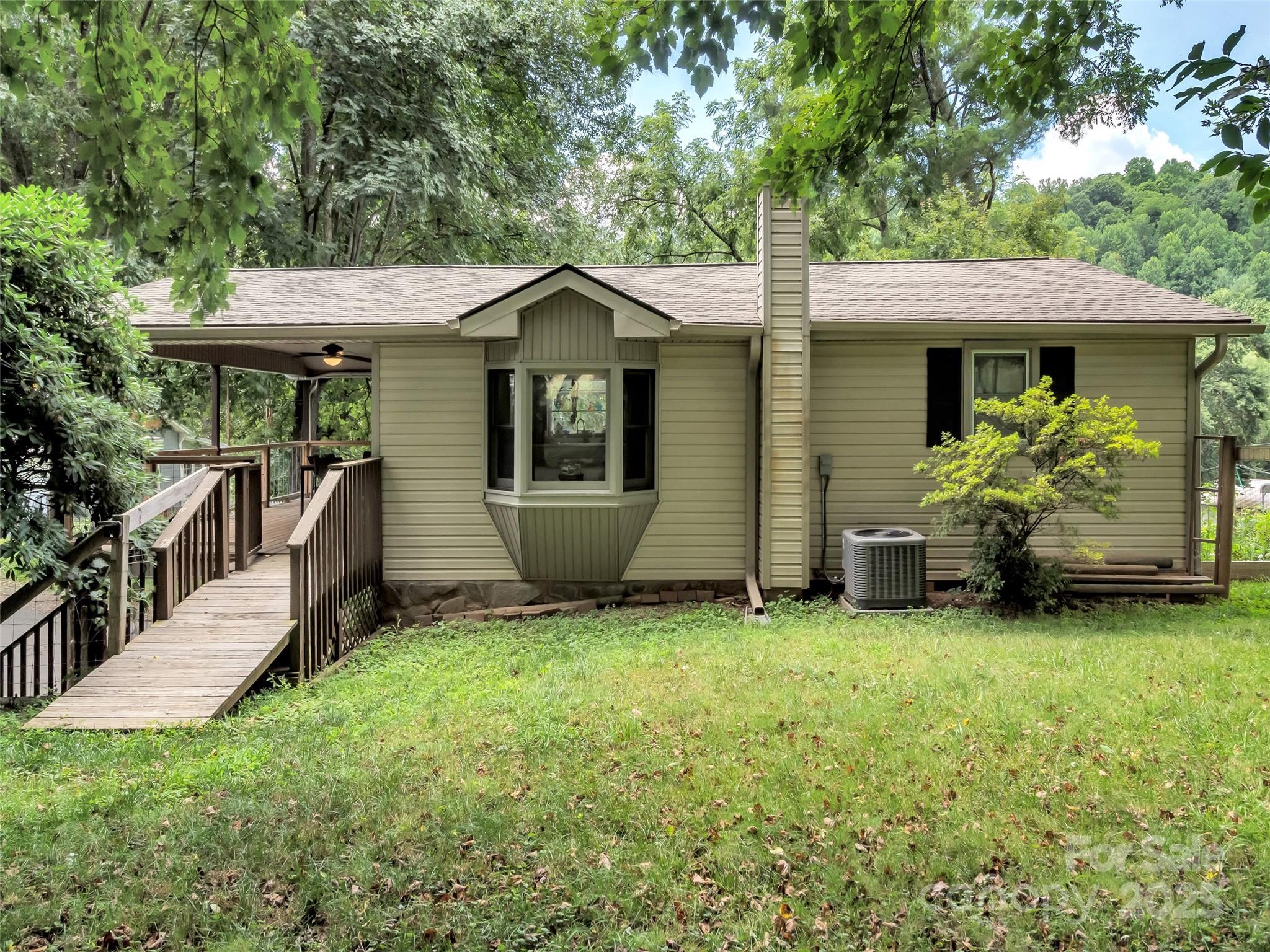 340 Mauney Cove Road Waynesville NC 28786