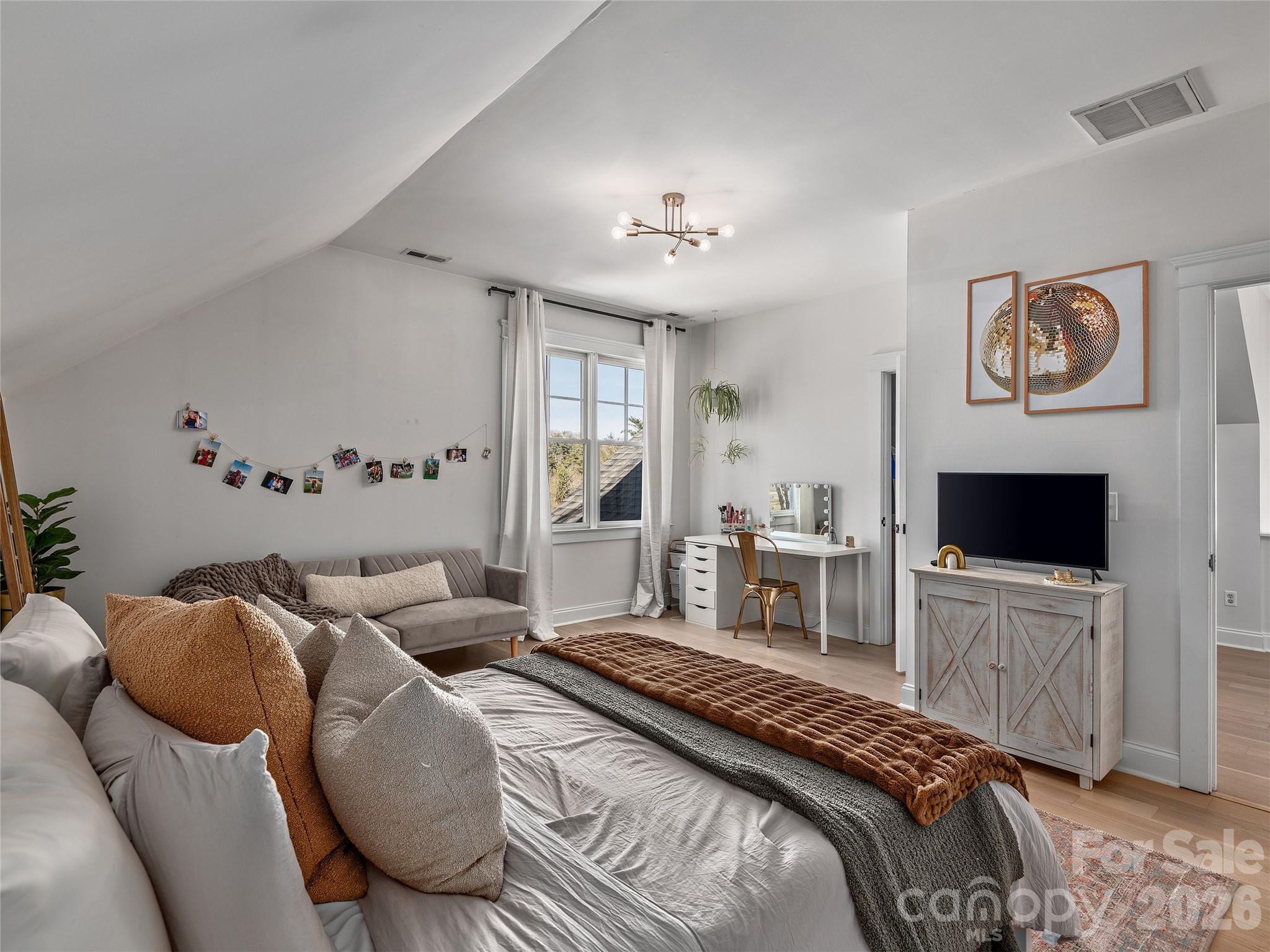 35 White Ash Drive Asheville NC 28803