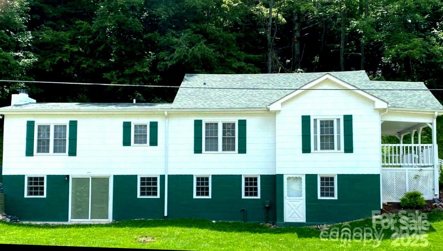 1294 Cane Creek Road Bakersville NC 28705