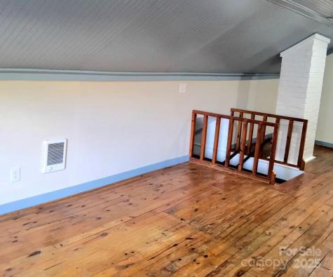 1294 Cane Creek Road Bakersville NC 28705