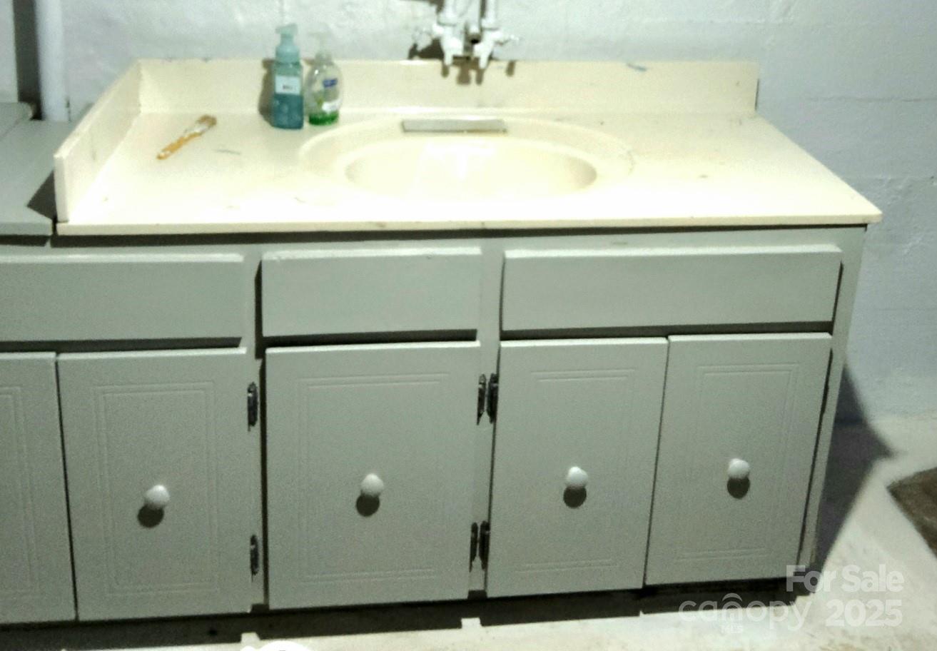 1294 Cane Creek Road Bakersville NC 28705