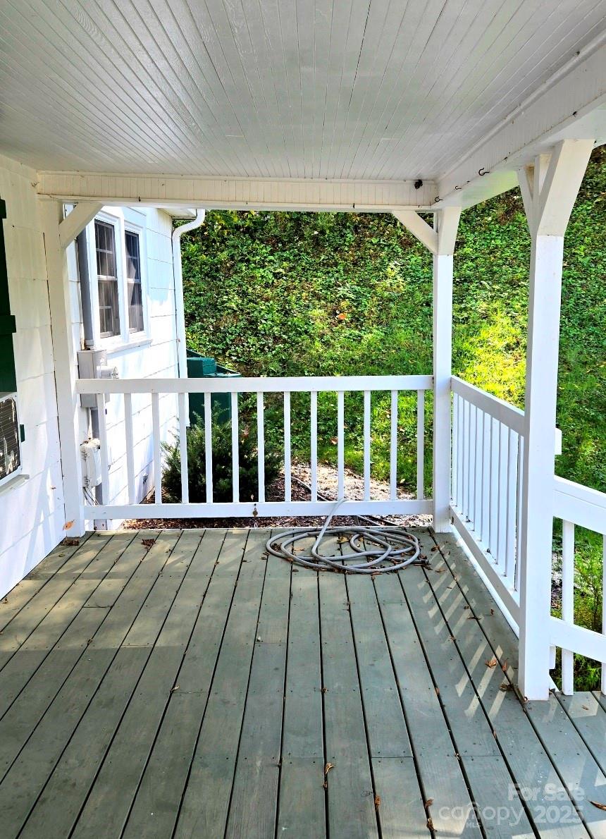 1294 Cane Creek Road Bakersville NC 28705