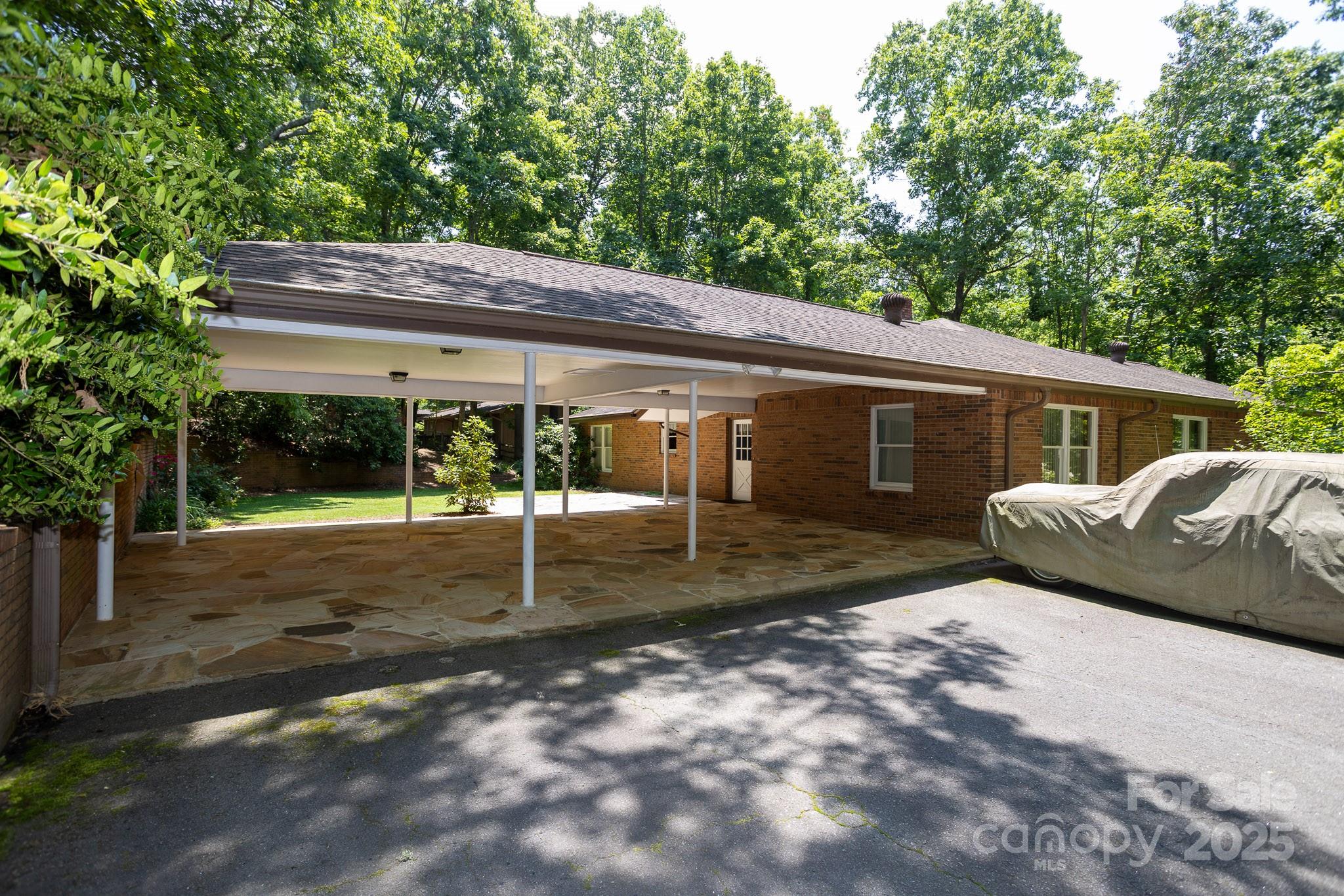 15 Cedar Trail Asheville NC 28803