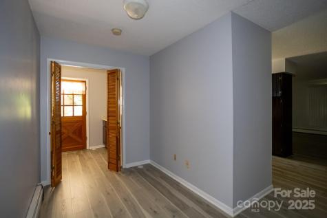 15 Cedar Trail Asheville NC 28803