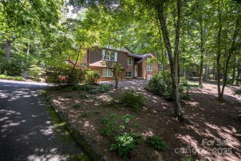 15 Cedar Trail Asheville NC 28803