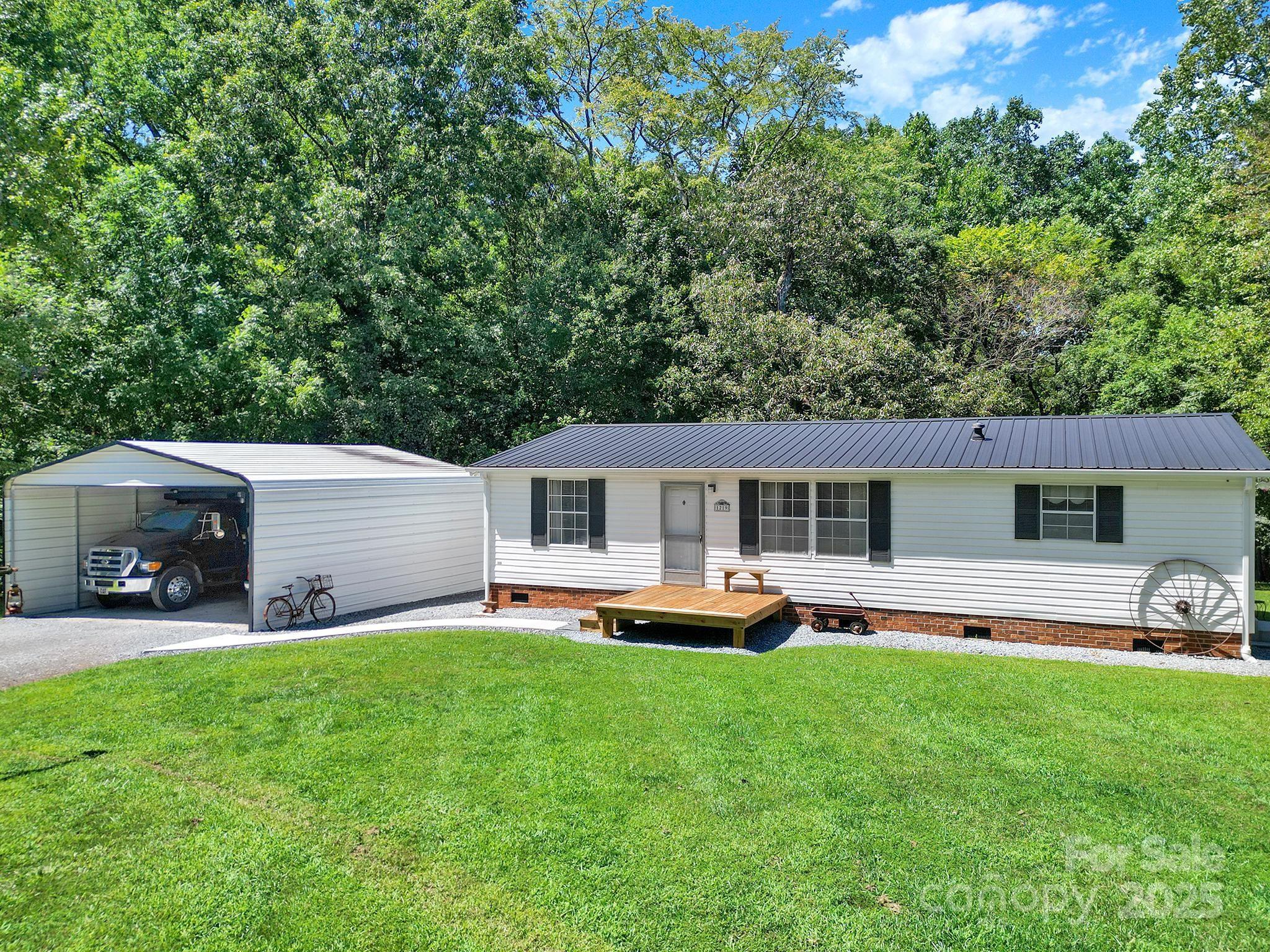 1219 Neely Smith Lane Gastonia NC 28056