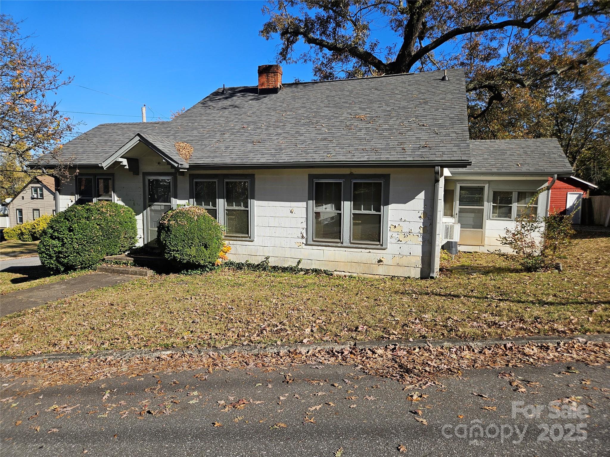 101 Edgewood Avenue Morganton NC 28655