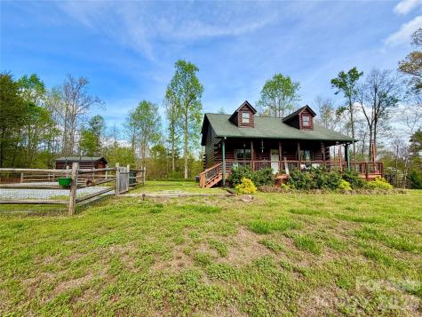 1142 Clearwater Parkway Rutherfordton NC 28139